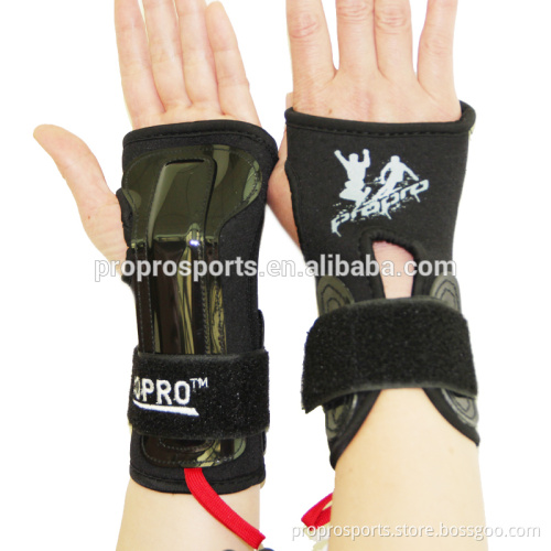 Wholesale&Retail Winter snowboarding Wrist protector,hand supports, ice skating wrist guards